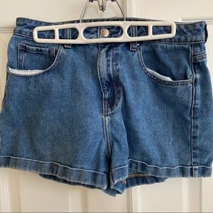 PacSun Mom Shorts!!